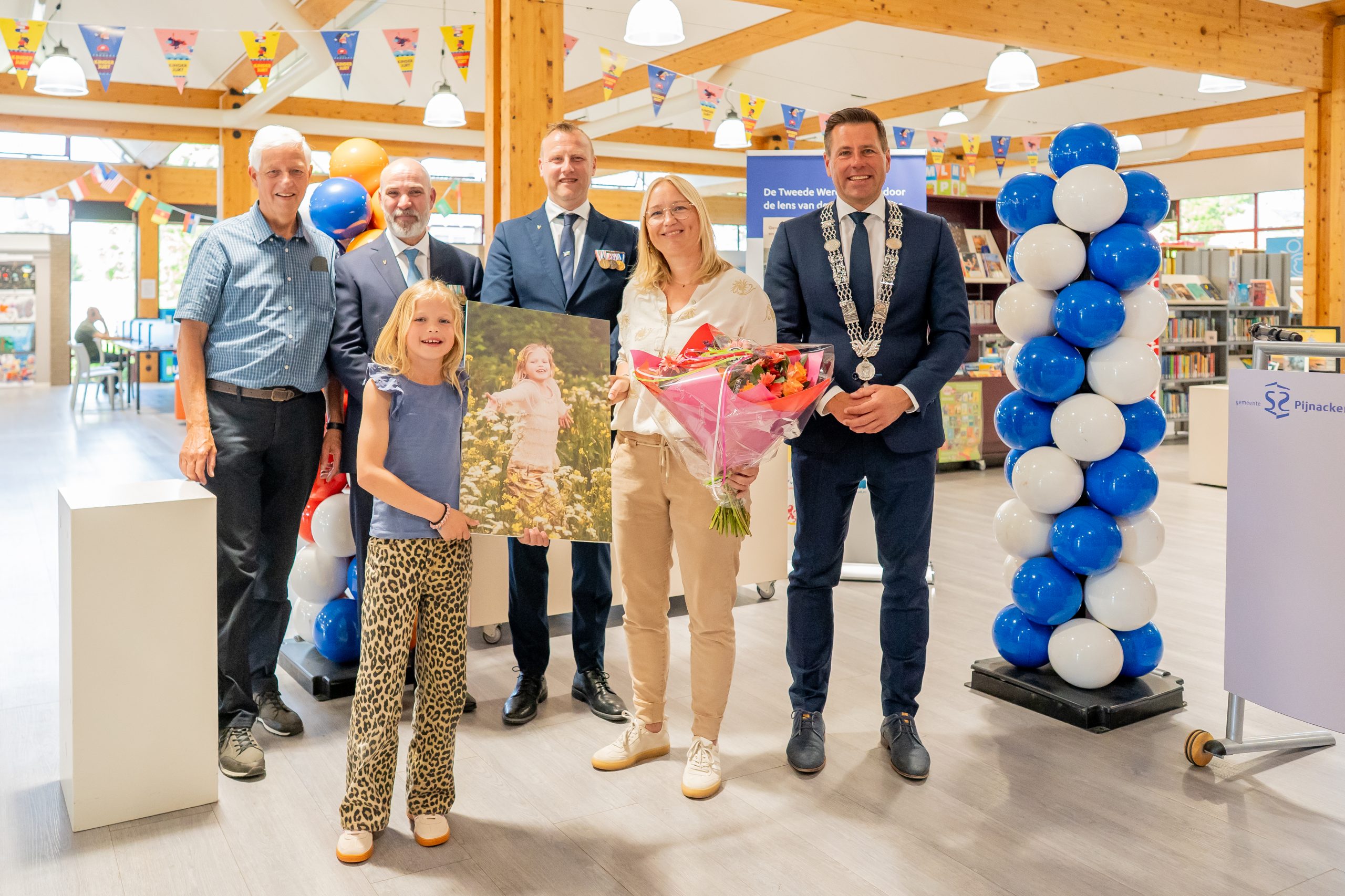 Yolande winnares fotowedstrijd 80 jaar vrijheid