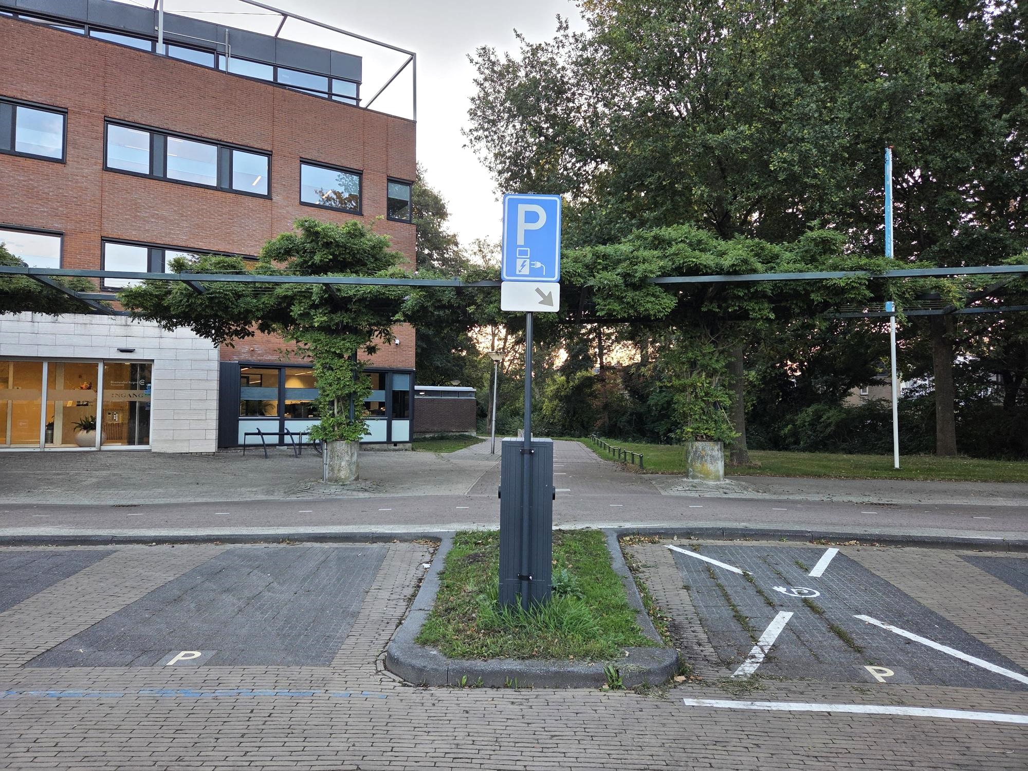 Ontwerpverkeersbesluit oplaadplaatsen elektrische auto’s ter inzage