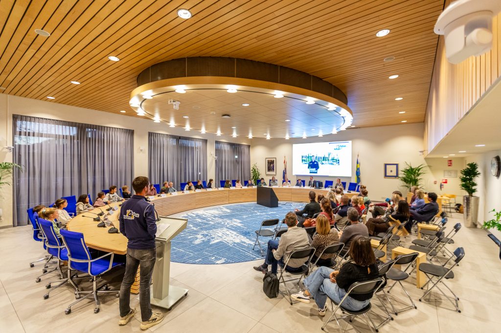 kinderraadsvergadering