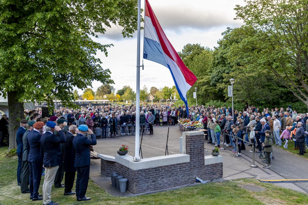 veteranen op dodenherdenking in Pijnacker